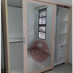 Lemari Pakain Sliding Dengan Kaca