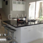 desain-kitchen-set-dengan-mini-bar